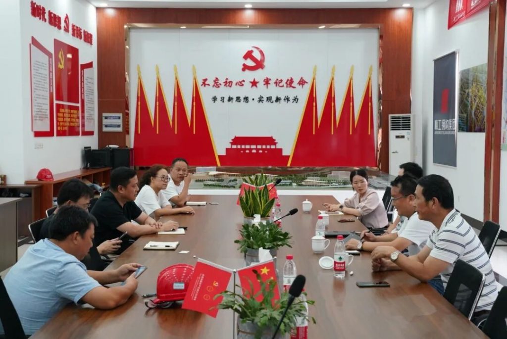 送清涼 鼓干勁 促攻堅 | 科信開展關(guān)懷一線駐場員工系列活動