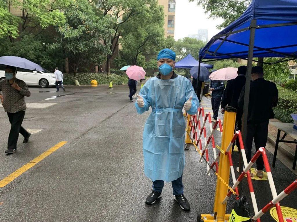 科信戰(zhàn)“疫”系列報道 | 抗“疫”一線黨旗揚，志愿服務顯擔當