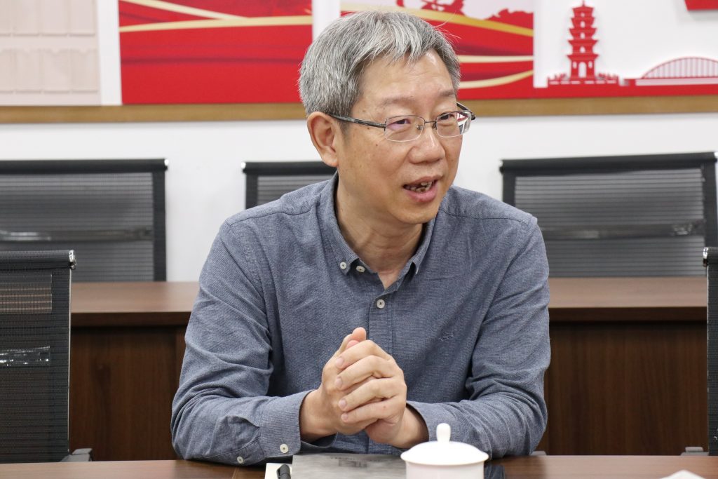 中價協(xié)、省造價站及協(xié)會、市造價站及協(xié)會領(lǐng)導(dǎo)一行蒞臨科信調(diào)研指導(dǎo)工作