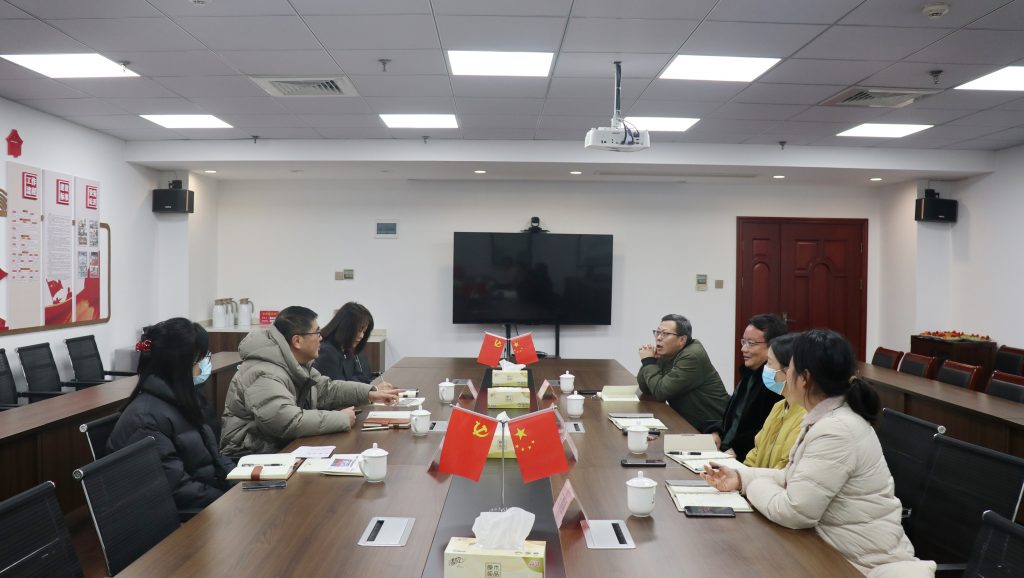 強(qiáng)信心 鼓干勁 開新局 | 寧波國家高新區(qū)建設(shè)局領(lǐng)導(dǎo)、新明街道領(lǐng)導(dǎo)率隊(duì)蒞臨我司調(diào)研指導(dǎo)