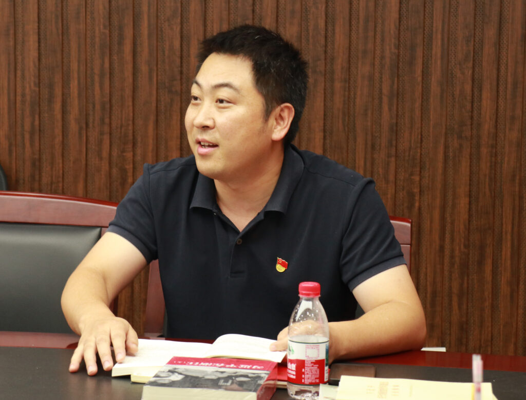 迎七一讀經典 聯(lián)建聚合力 | 科信聯(lián)合黨支部與新暉社區(qū)黨委共赴紅色書香之約