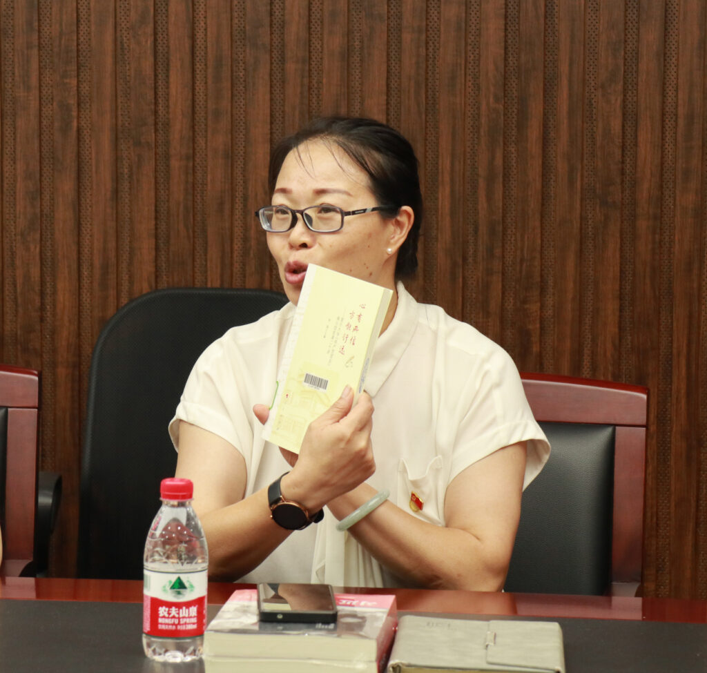 迎七一讀經典 聯(lián)建聚合力 | 科信聯(lián)合黨支部與新暉社區(qū)黨委共赴紅色書香之約